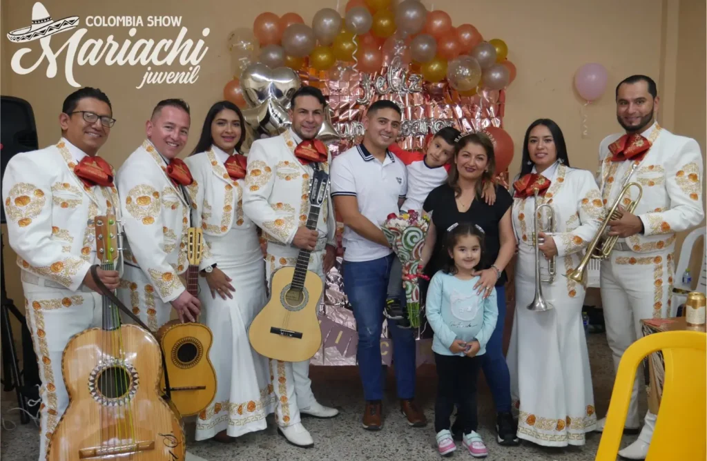 grupo de mariachis en